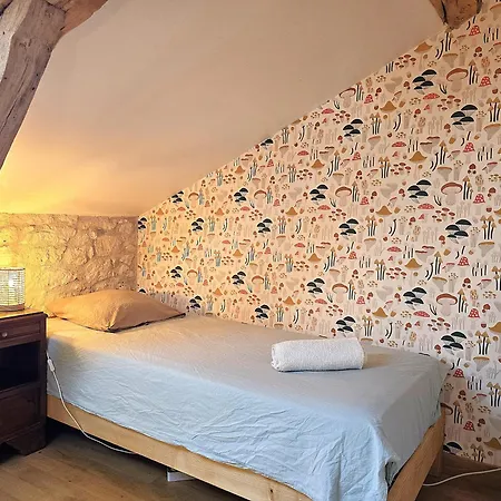 Holiday home Magnifique Ferme Renovee Et Sa Piscine Ecologique - 15 Personnes - 7 Touffailles