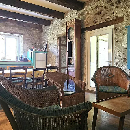 Magnifique Ferme Renovee Et Sa Piscine Ecologique - 15 Personnes - 7 Holiday home Touffailles